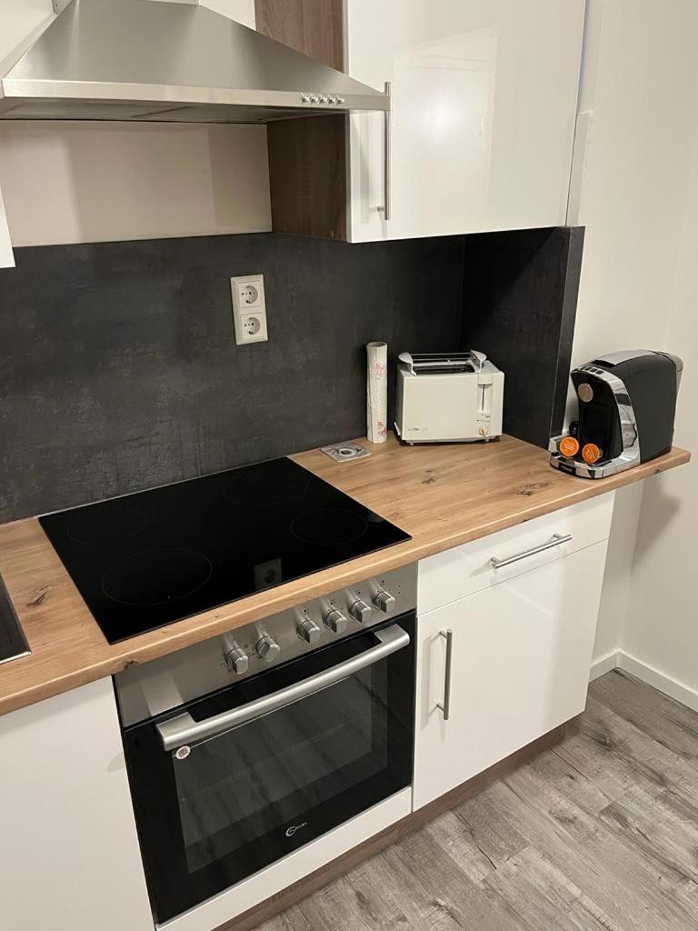 Schoene Ferienwohnung/Pendlerwohnung Ильцен Экстерьер фото